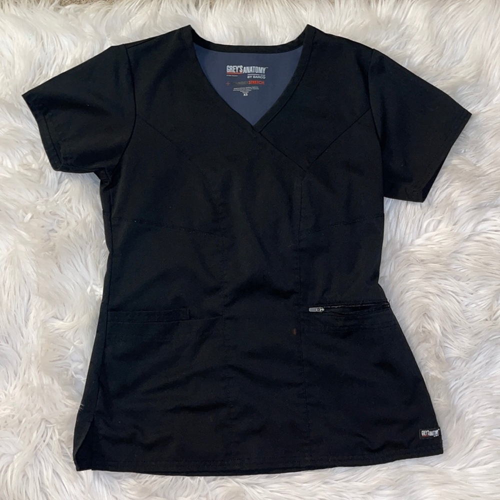 Scrub top